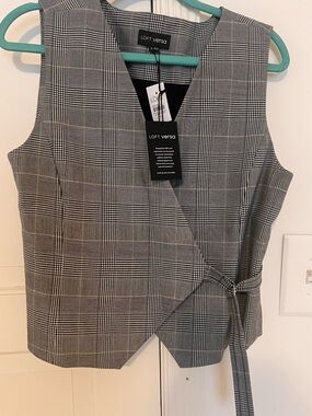LOFT Versa Plaid Wrap Vest — Black & White